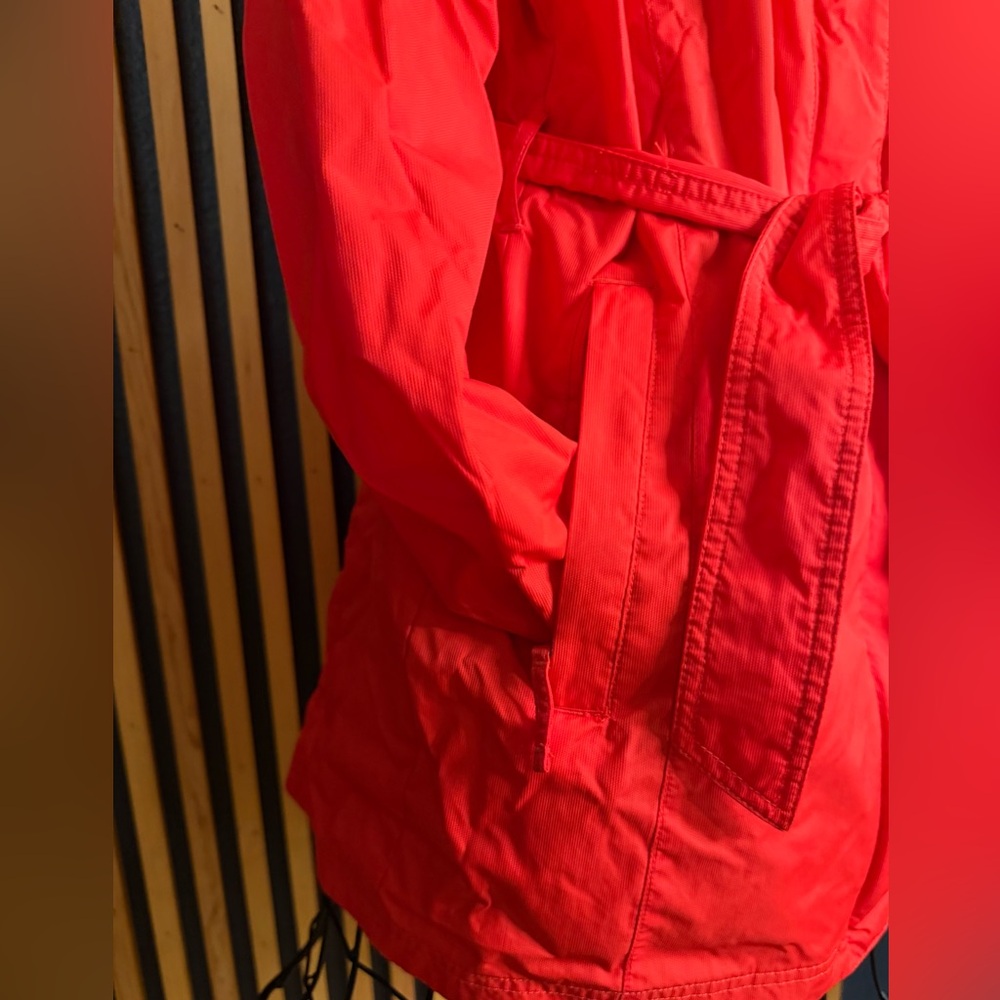 Womens Columbia "Pardon My Trench" Omni-Shield Vented Rain jacket. Sz Med - Picture 3 of 7